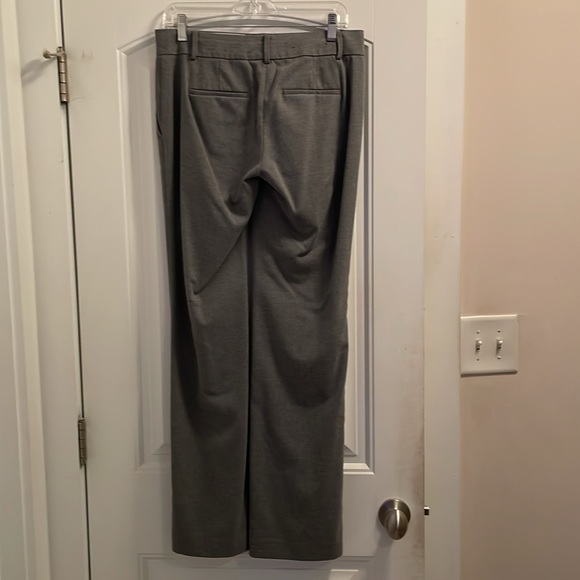 Ann Taylor Devin Gray Dress Pants Size 2 - Picture 3 of 5